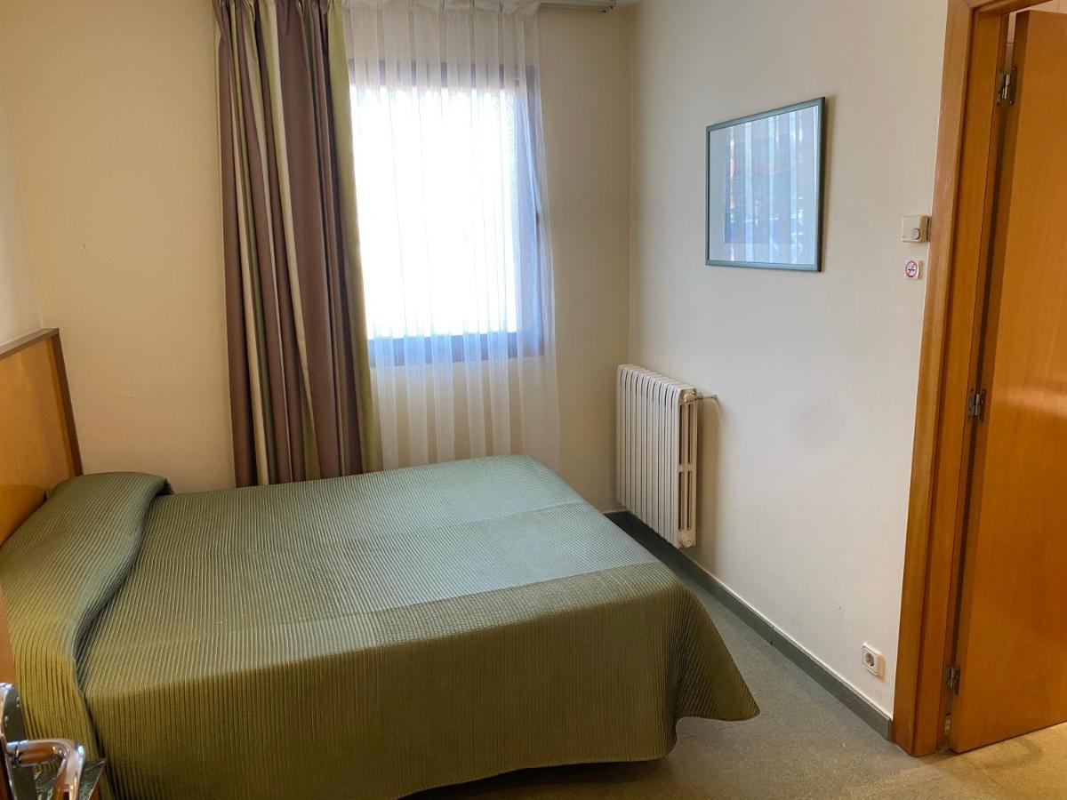 Hostal Meson Pepa Logroño Dış mekan fotoğraf